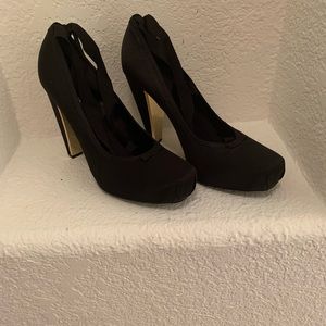 Donna Karan Runway Black Satin Ballerina Pumps